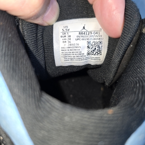 Jordan 13 unc Youth Size 5.5 / Womens Size 7 Sneakers, shoes** - Picture 5 of 9